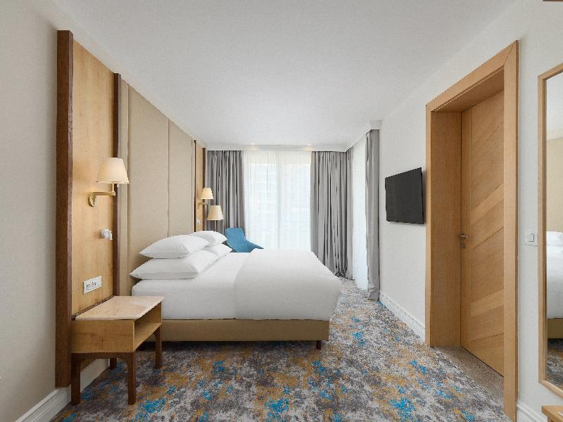 Crowne Plaza Budva by IHG image