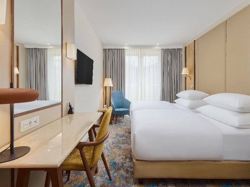 Crowne Plaza Budva by IHG image