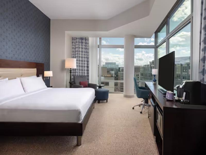Hilton Garden Inn Dc/Georgetown Area image