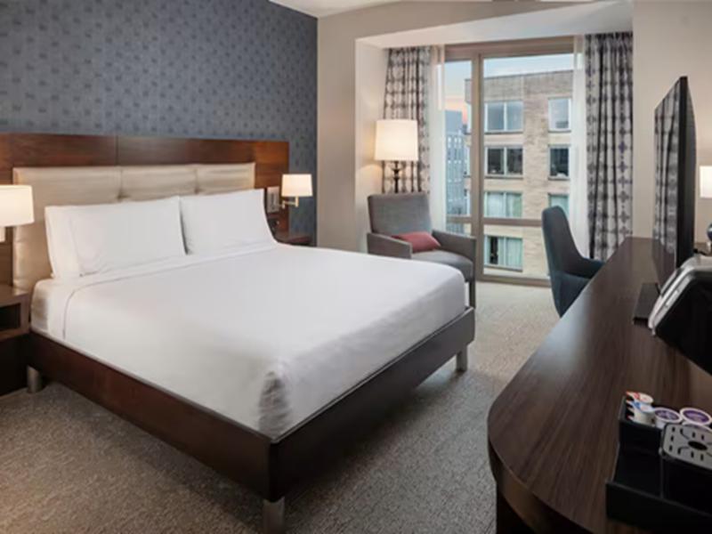 Hilton Garden Inn Dc/Georgetown Area image
