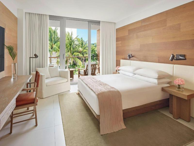 The Miami Beach Edition image