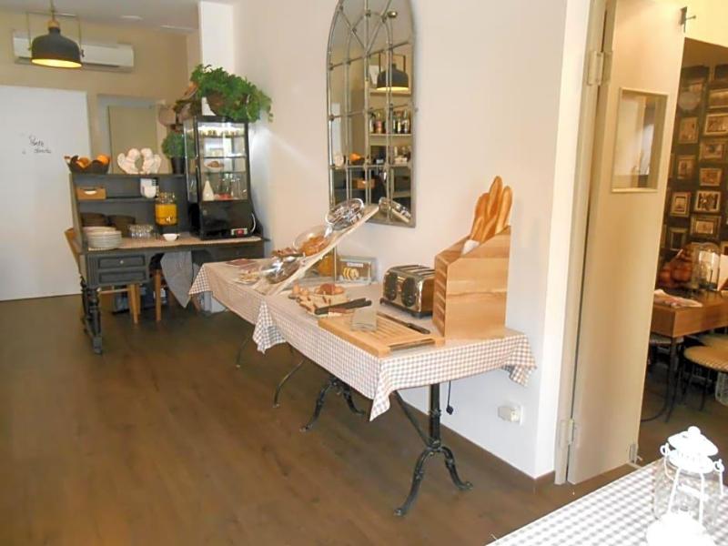 Hotel Chez Carriere image