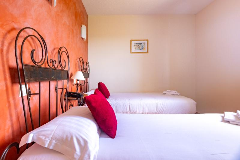 Hotel Le Gardon image