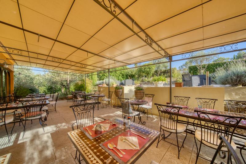 Hotel Le Gardon image