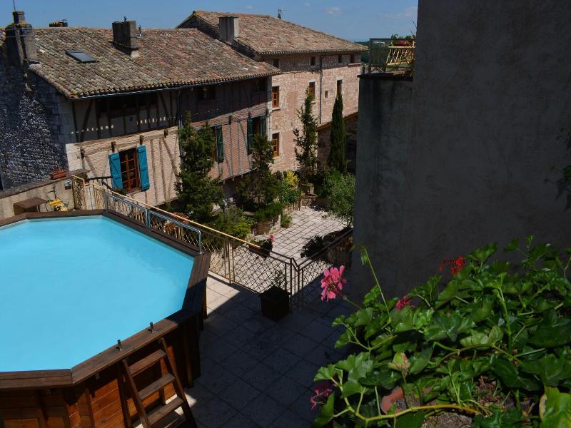 Hotel Des Consuls image