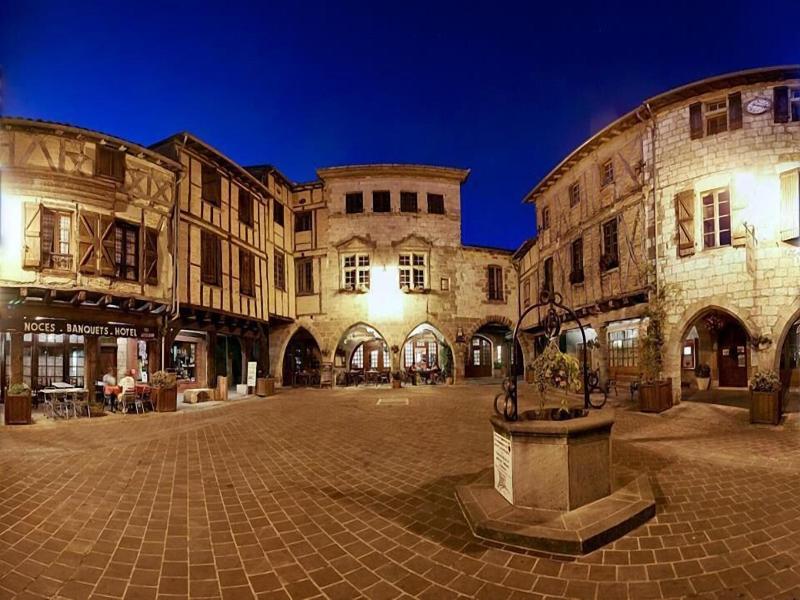 Hotel Des Consuls image
