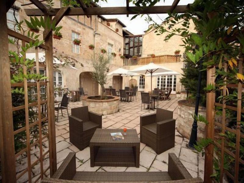Hotel Des Consuls image