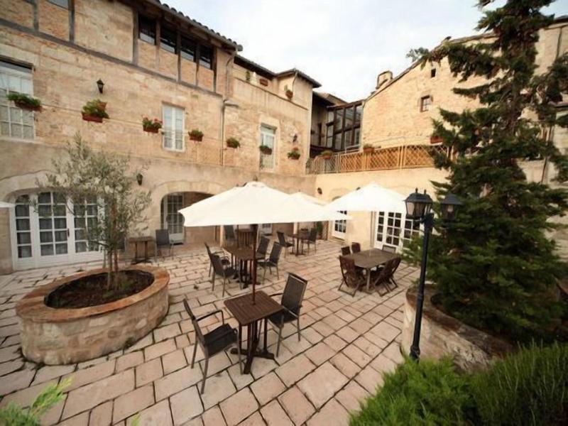 Hotel Des Consuls image