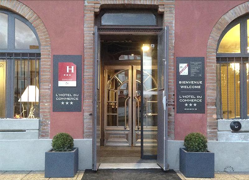 Hotel Du Commerce image