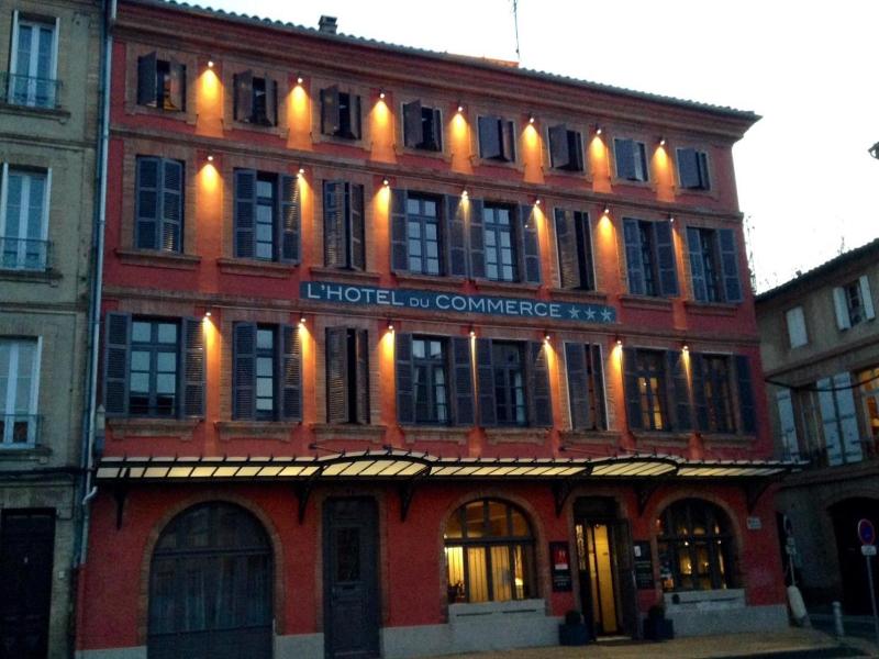 Hotel Du Commerce image