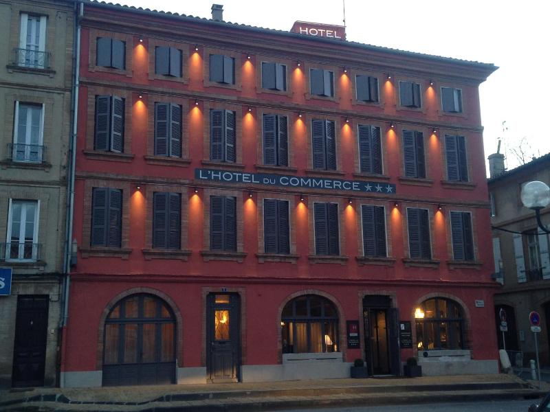 Hotel Du Commerce image