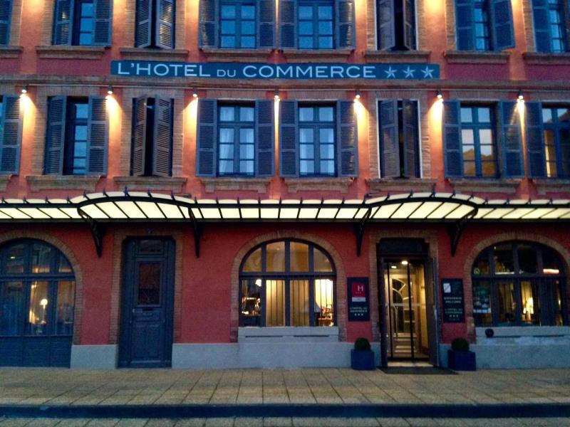 Hotel Du Commerce image