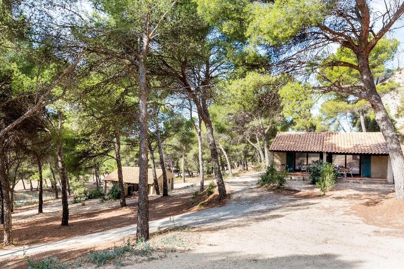 Best Western Domaine de Roquerousse image