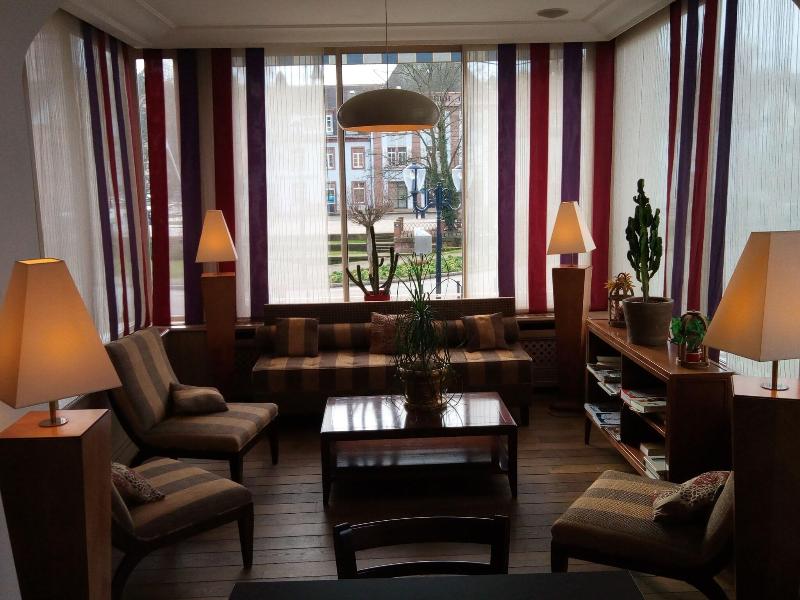 Hotel Le Bristol image