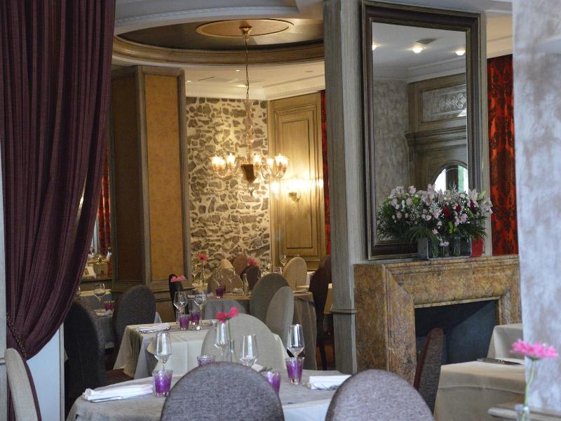 Hotel Le Bristol image