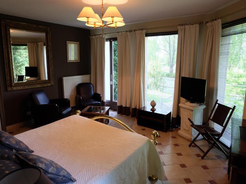 Domaine De L'Arbrelle image