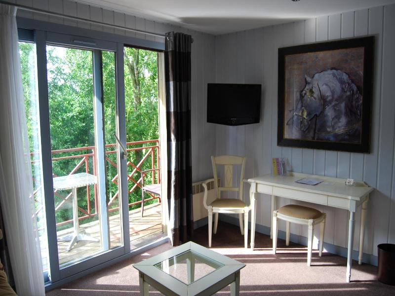 Domaine De L'Arbrelle image