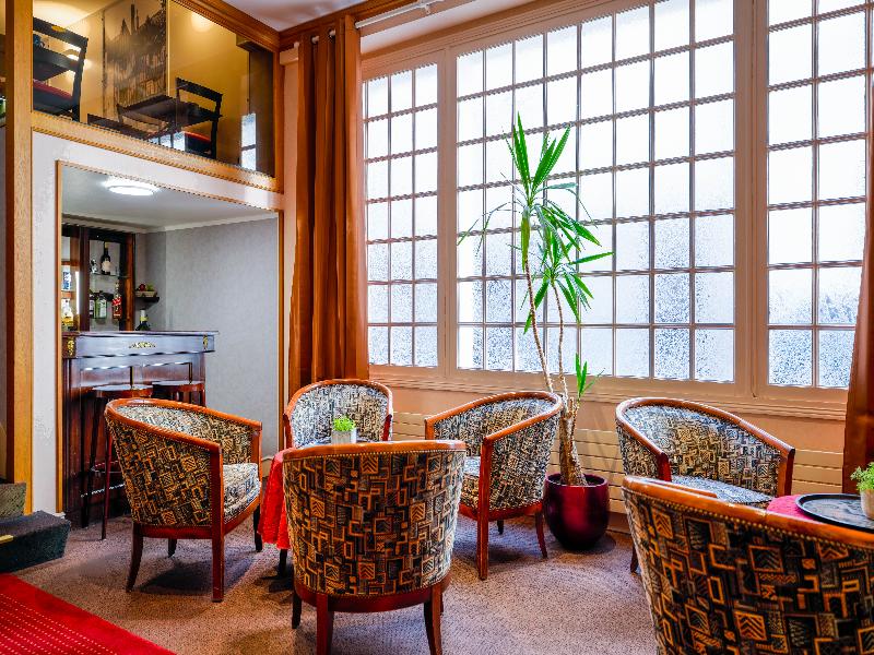 Logis Hotel Des Chateaux De La Loire image