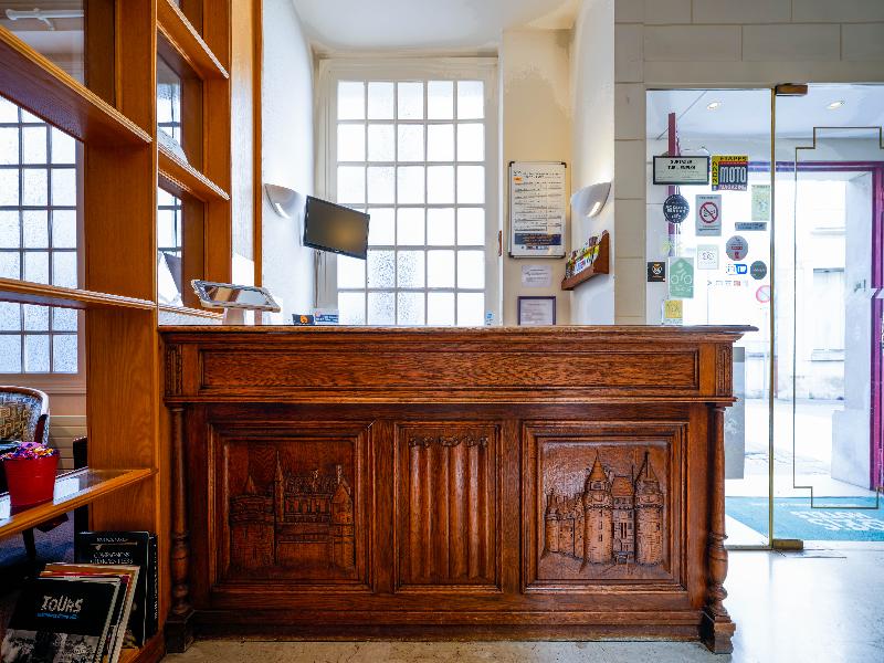 Logis Hotel Des Chateaux De La Loire image