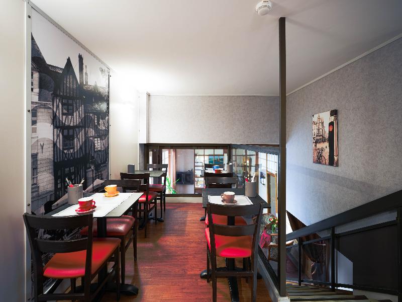 Logis Hotel Des Chateaux De La Loire image