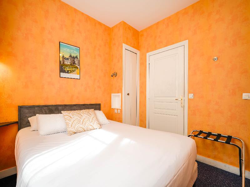 Logis Hotel Des Chateaux De La Loire image