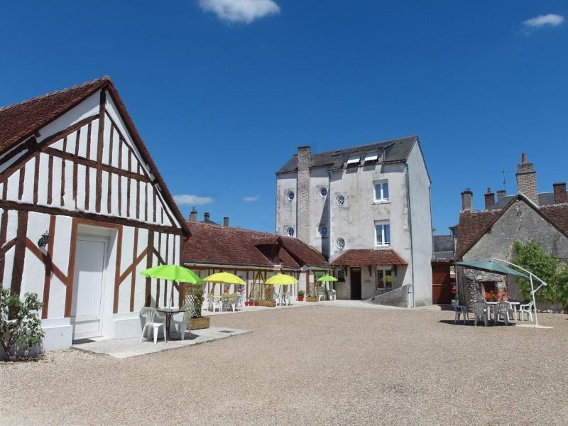 Logis Hôtel du Cygne — general view