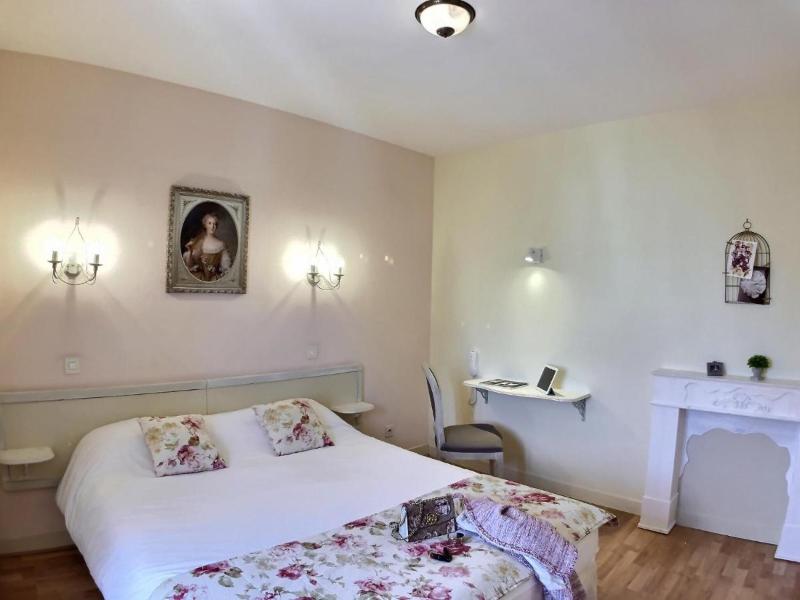 Logis Hôtel du Cygne image
