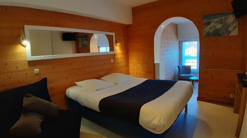 HOTEL DE LA ROUTE VERTE image