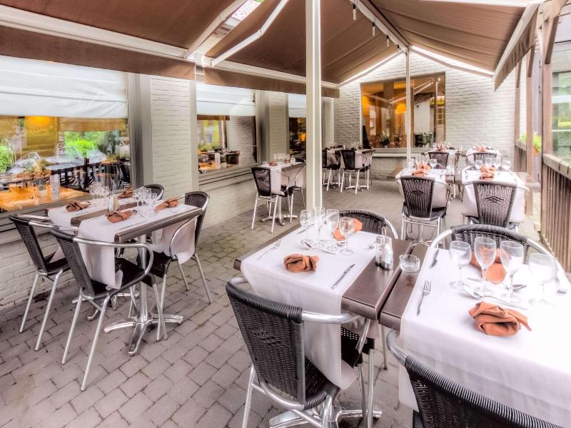 Logis Hotel-Restaurant des Acacias image