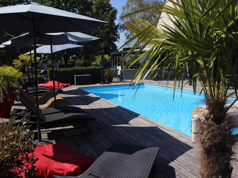 Hotel Les Terrasses De Saumur image
