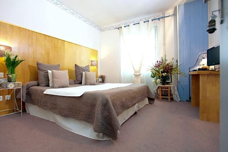 Hotel La Treille image