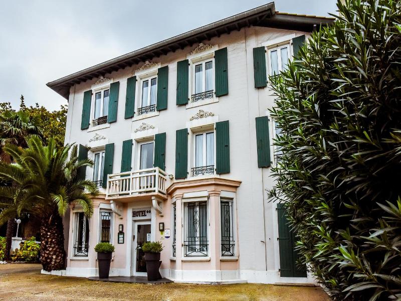 Hotel Val Flores image
