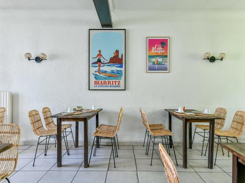 Hotel Val Flores image