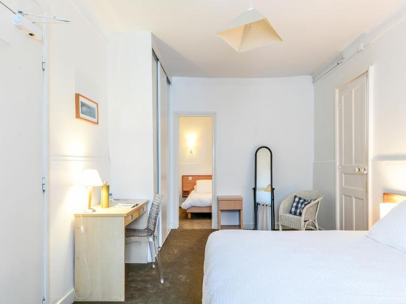 Hotel Val Flores image