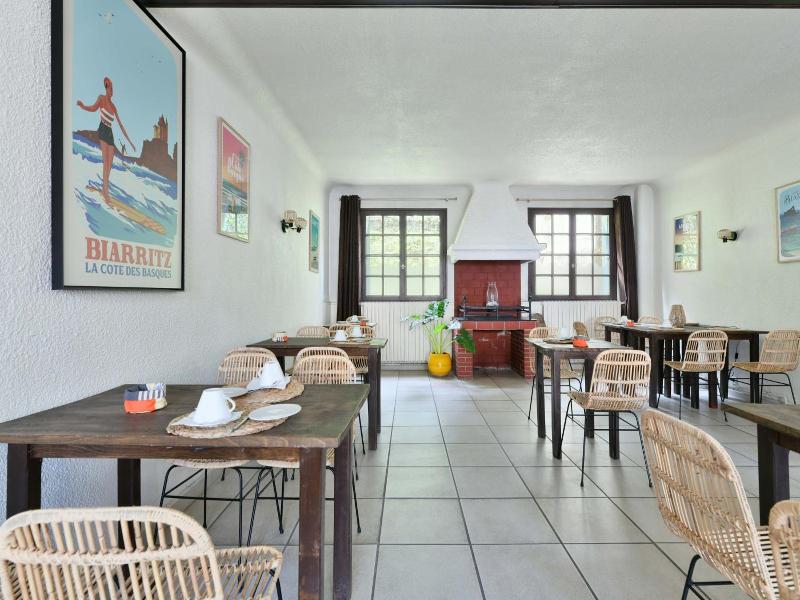 Hotel Val Flores image