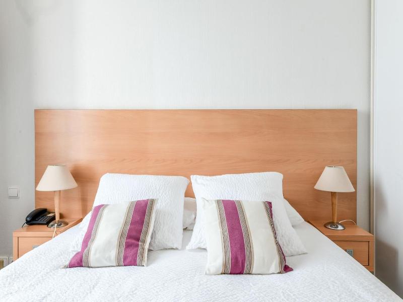 Hotel Val Flores image