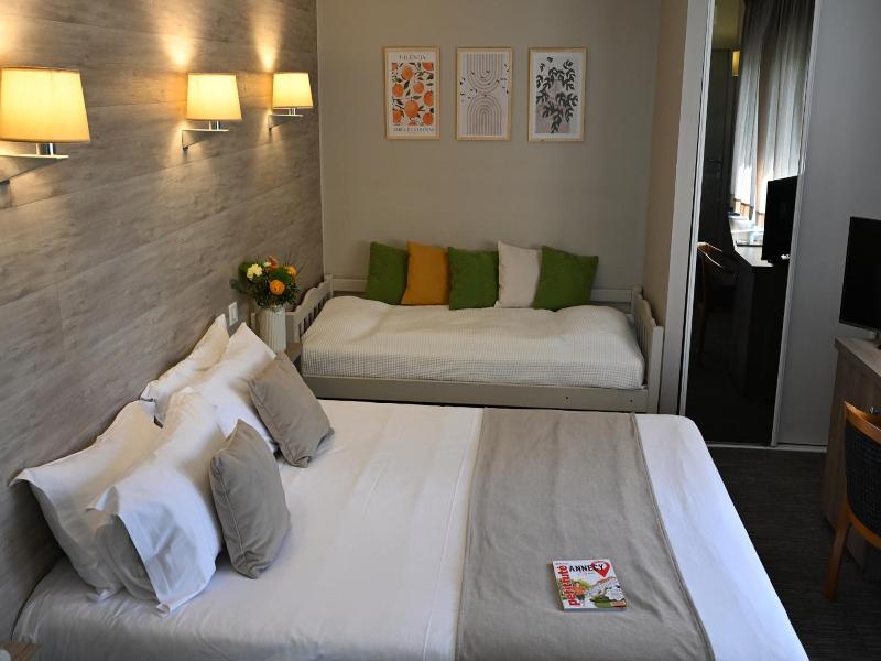Hotel Les Terrasses image