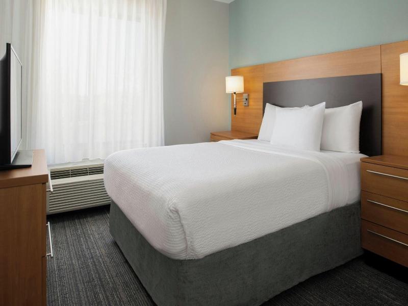 SUITE TWO DOUBLE BEDS — photo 8