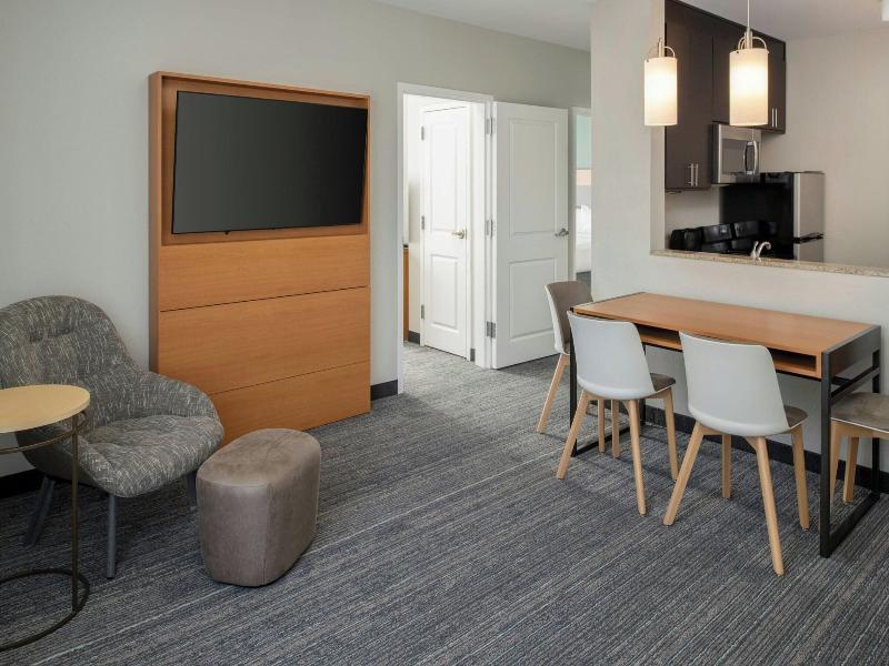 SUITE TWO DOUBLE BEDS — photo 12