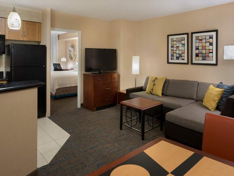 Residence Inn Toronto Downtown/Entertainment Distr image