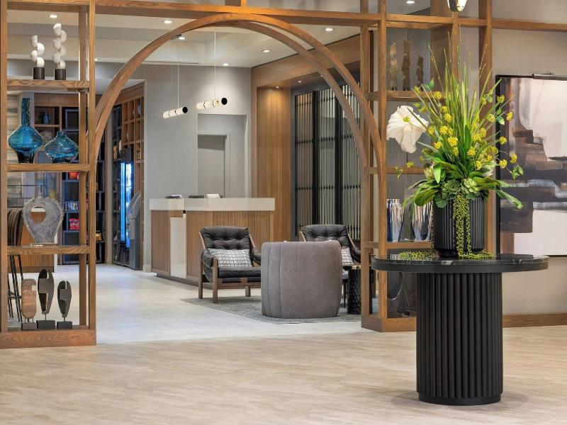 Sheraton Framingham Hotel & Conference Center image
