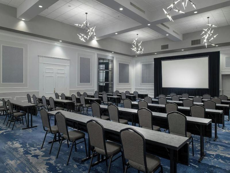 Sheraton Framingham Hotel & Conference Center image