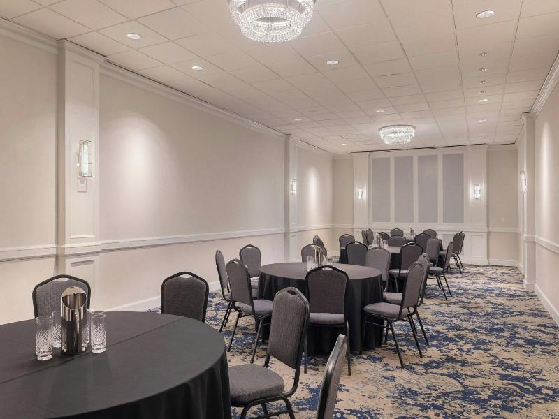 Sheraton Framingham Hotel & Conference Center image