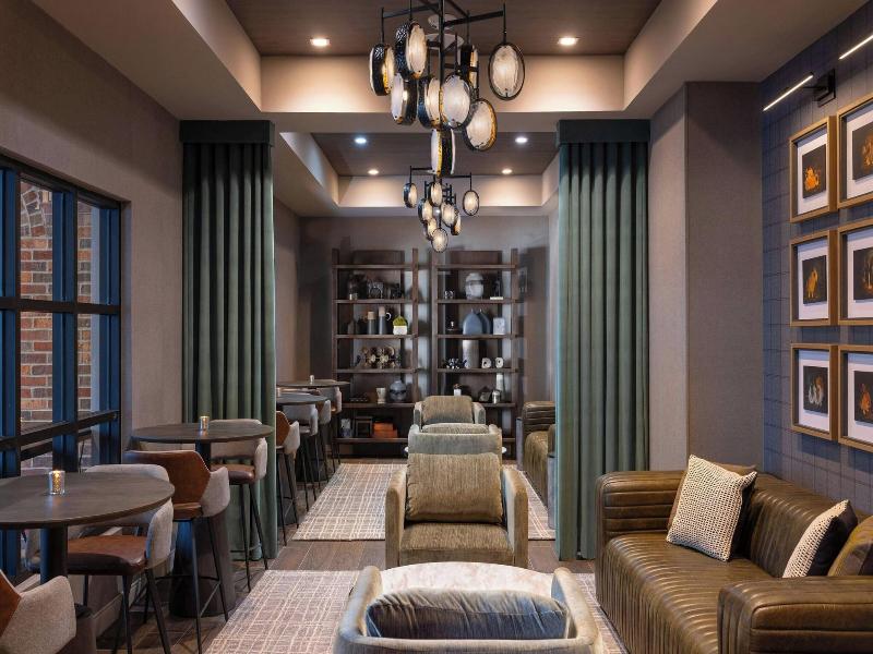 Sheraton Framingham Hotel & Conference Center image