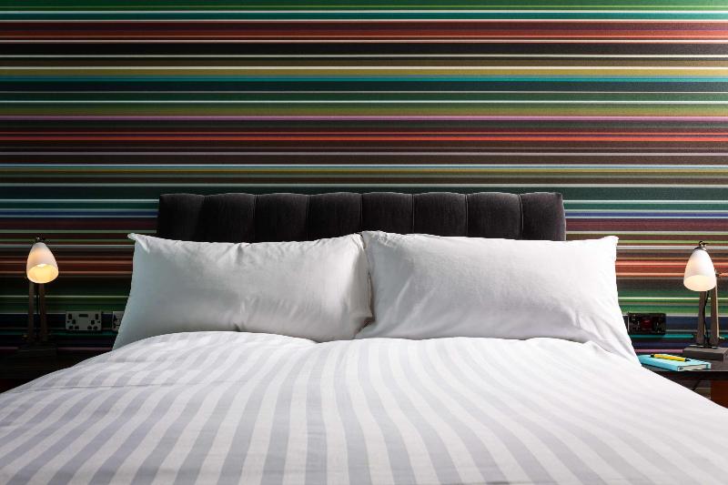 Village Hotel Swindon image
