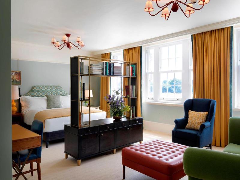 University Arms Hotel image