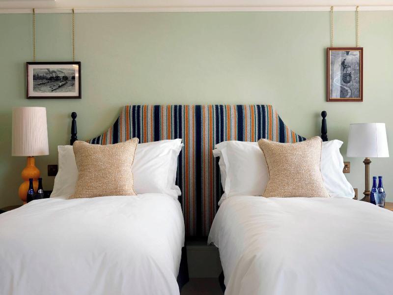 University Arms Hotel image