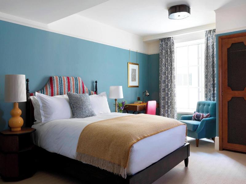 University Arms Hotel image