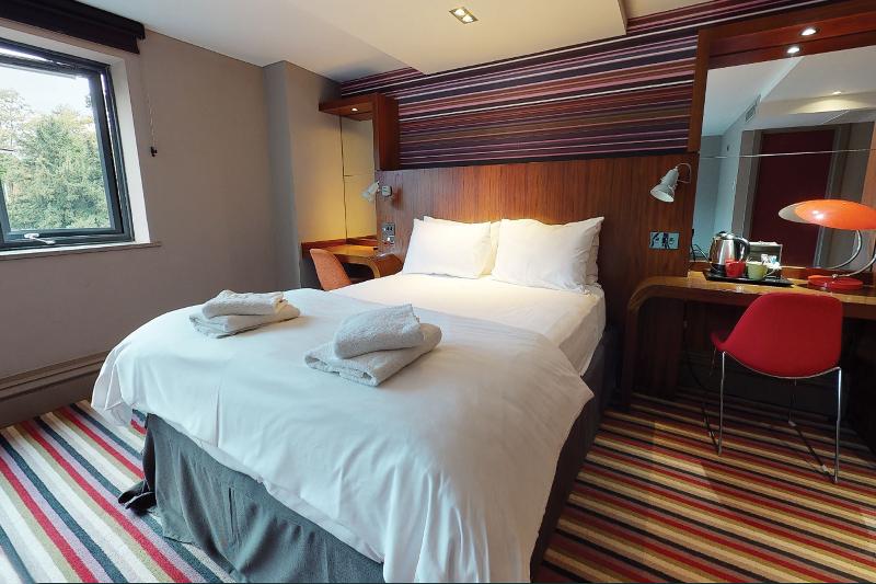Village Hotel Manchester Cheadle image