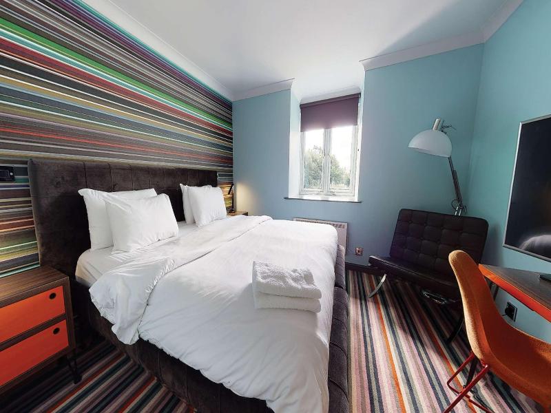 Village Hotel Leeds North image